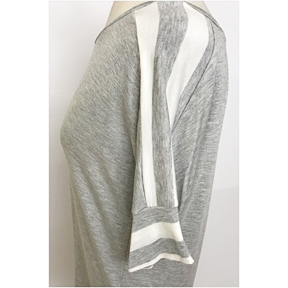 Cozy Casual Gray Striped Sleeve Tee Top SML - Picture 8 of 8